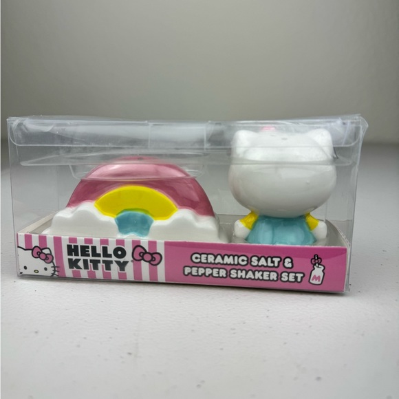 Hello Kitty Colorful Salt‎ & Pepper Shaker Set NWT - Picture 11 of 14